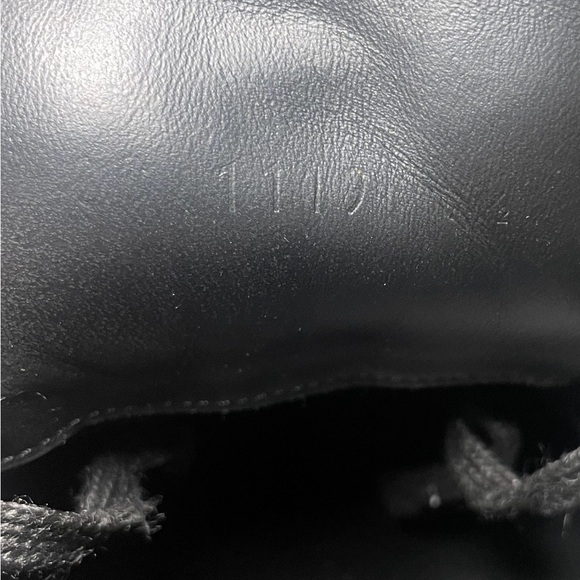 Louis Vuitton black monogram canvas and mesh run away lace up snesrkers sz 9.5 - Picture 12 of 16
